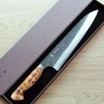 加藤義實 牛刀 240mm 青紙超級鋼<br>黑打大馬士革