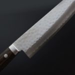 4 增谷訓生 牛刀 180mm VG10鋼 鎚目大馬士革 刻流 蘇格蘭柄