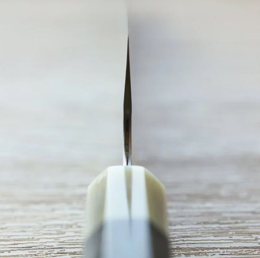 5 二唐刃物 牛刀 210mm SG2粉末HSS鋼 磨鎚目