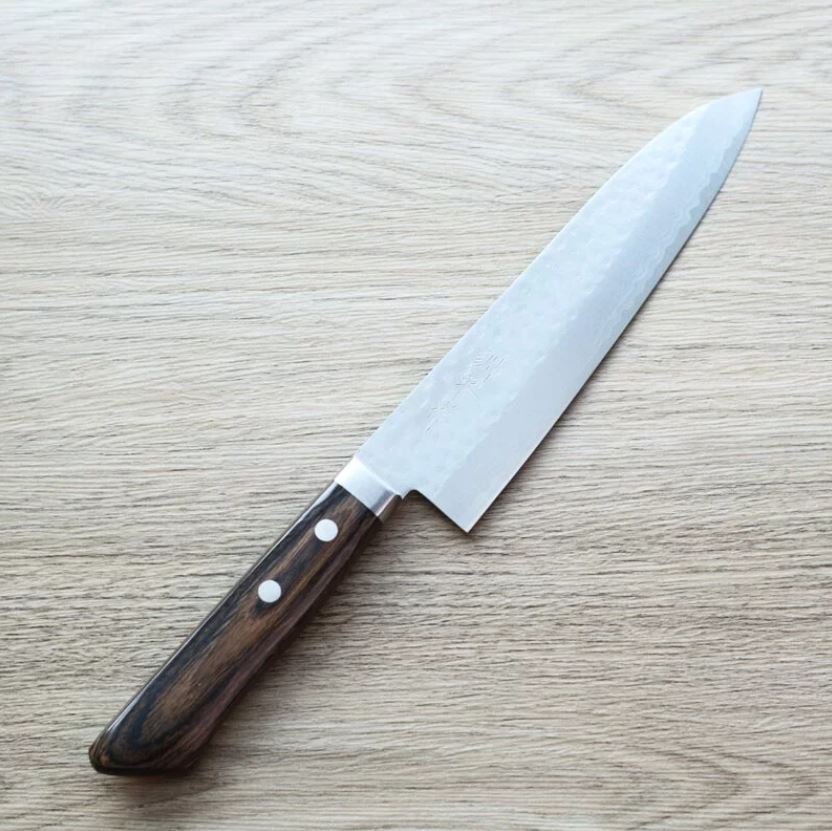擷取 增谷訓生 牛刀 180mm VG10鋼 鎚目大馬士革 刻流 蘇格蘭柄