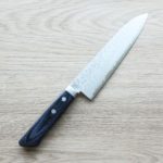 增谷訓生 牛刀 180mm VG10鋼 鎚目大馬士革 彩流 藍柄 (3) 增谷訓生 牛刀 180mm VG10鋼 鎚目大馬士革 彩流 藍柄