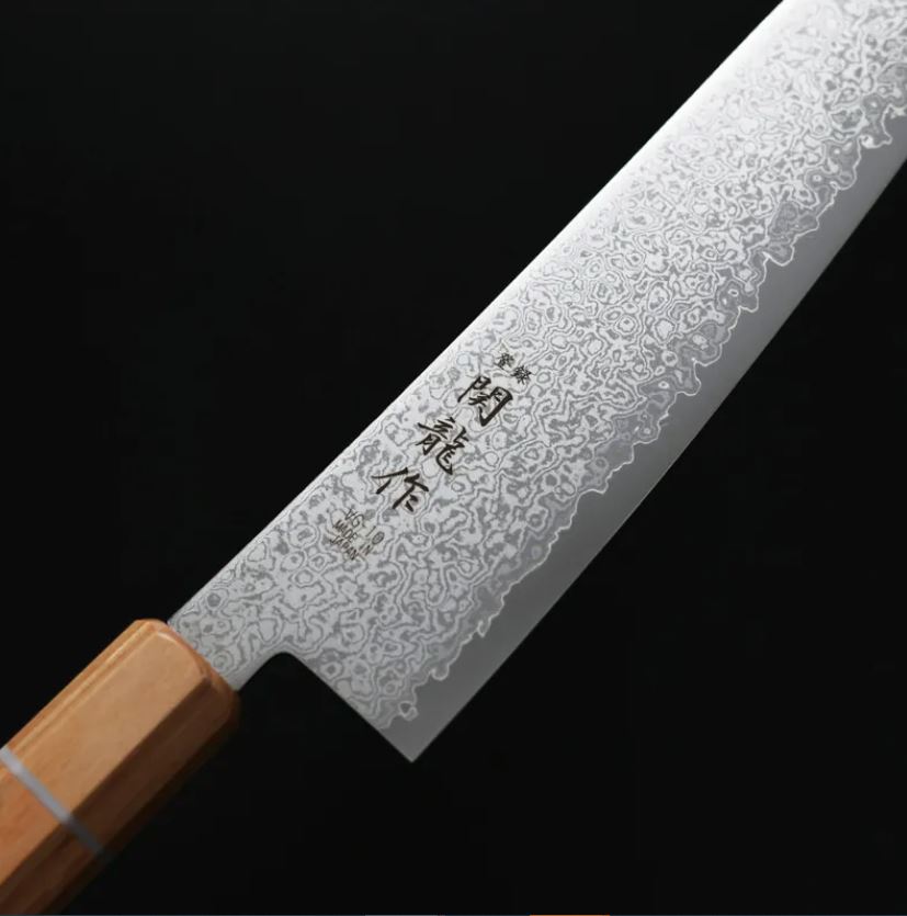 4 関龍作 牛刀 210mm VG10鋼 33層大馬士革 和柄