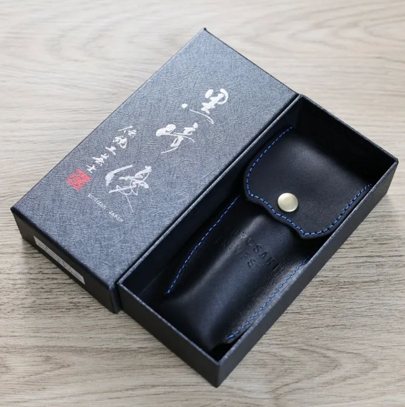 折疊刀 100mm 黑染 SG2粉末HSS鋼 (2) 黑崎優 折疊刀 100mm 黑染 SG2粉末HSS鋼 藍/付皮套