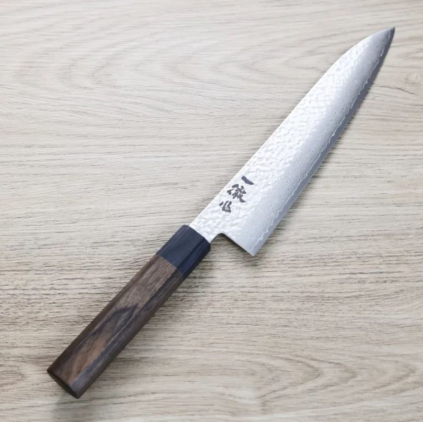 一徹 牛刀 210mm VG10鋼<br>33層鎚目大馬士革