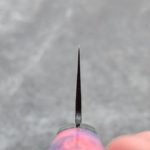 紅柄-1 實光刃物 秘宝 JOKER 三德 180mm 超級青紙鋼 黑打 槌目 紅彩特殊柄