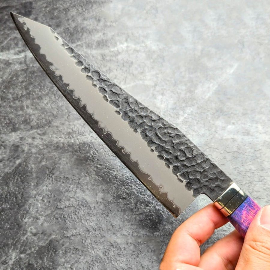 紅柄-6 實光刃物 秘宝 JOKER 三德 180mm 超級青紙鋼 黑打 槌目 紅彩特殊柄