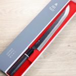 二唐刃物 先丸筋引 300mm<br>SG2粉末HSS鋼 黑打鎚目