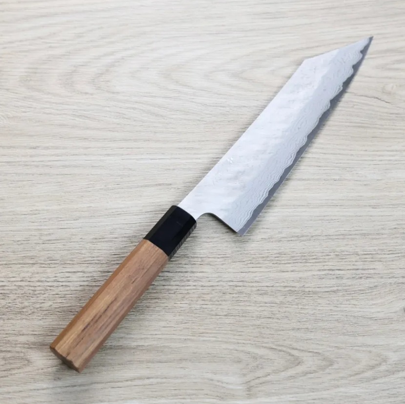 二唐刃物 切付牛刀 210mm <br>VG10鋼 磨鎚目