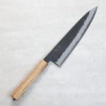 日野浦刃物 味方屋 牛刀 240mm 白紙鋼 黑打鍛地墨流 斑馬木八角柄 日野浦刃物 味方屋 牛刀 240mm 白紙鋼 黑打鍛地墨流 斑馬木八角柄