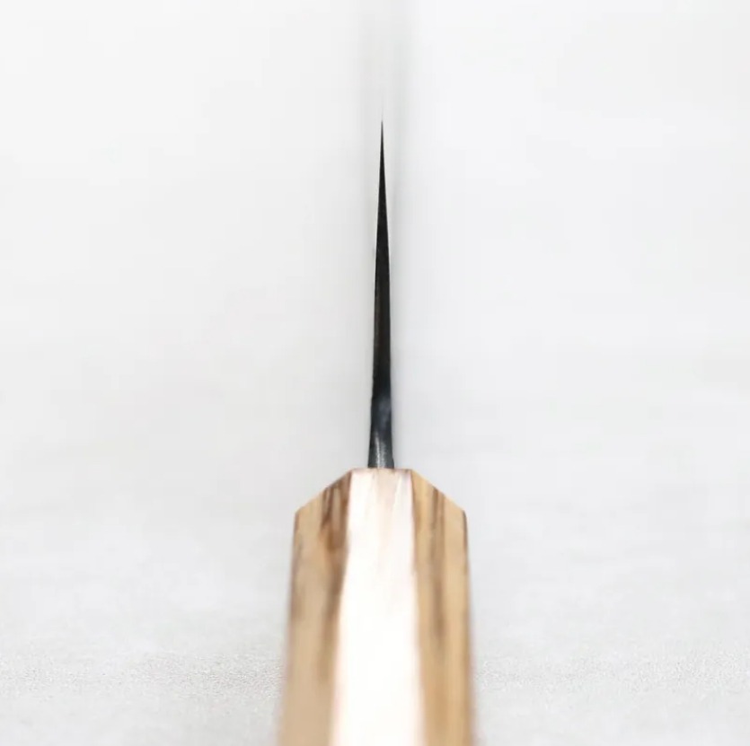 日野浦刃物 味方屋 牛刀 240mm 白紙鋼 黑打鍛地墨流 斑馬木八角柄 (4) 日野浦刃物 味方屋 牛刀 240mm 白紙鋼 黑打鍛地墨流 斑馬木八角柄