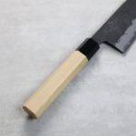 日野浦刃物 味方屋 牛刀 240mm 白紙鋼 黑打鍛地墨流 青森檜木八角柄 (3) 日野浦刃物 味方屋 牛刀 240mm 白紙鋼 黑打鍛地墨流 青森檜木八角柄