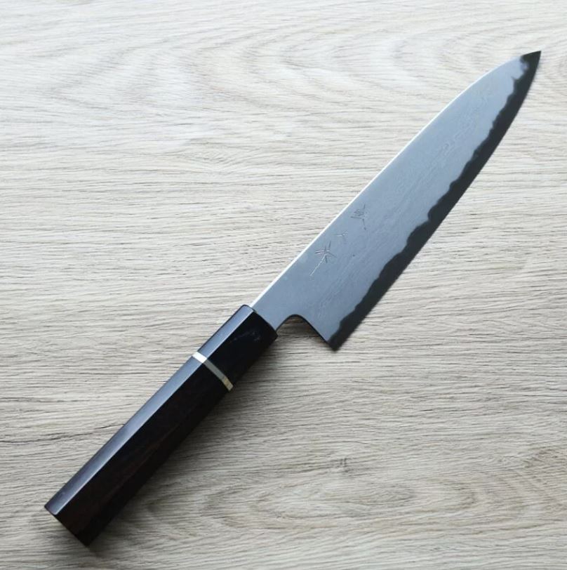 明神利器製作所 鐵人作 牛刀 210mm 青紙鋼 鍛流線 黑仕 (1) 明神利器製作所 鐵人作 牛刀 210mm 青紙鋼 鍛流線 黑仕