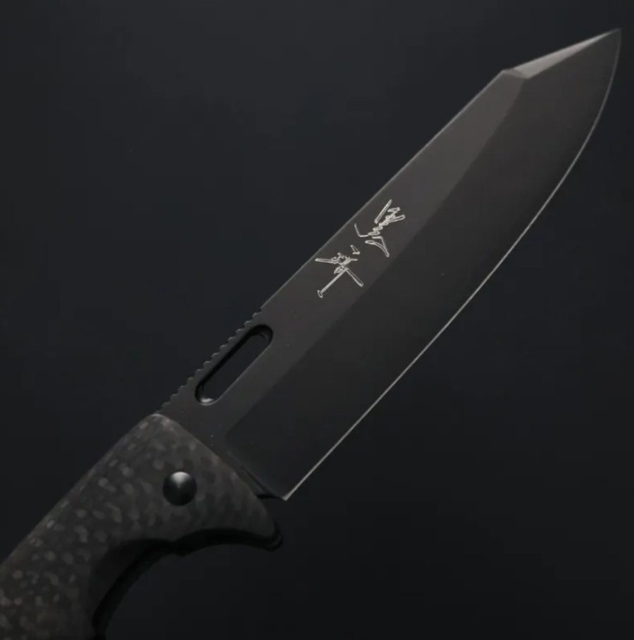 黑崎優 折疊刀 100mm 黑染 SG2粉末HSS鋼 碳纖維付皮套 (4) 黑崎優 折疊刀 100mm 黑染 SG2粉末HSS鋼 碳纖維/付皮套