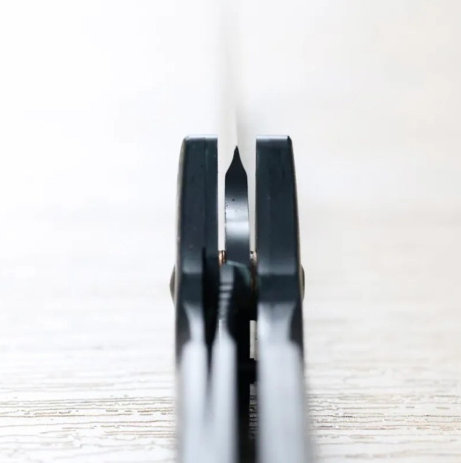 黑崎優 折疊刀 100mm 黑染 SG2粉末HSS鋼 碳纖維付皮套 (5) 黑崎優 折疊刀 100mm 黑染 SG2粉末HSS鋼 碳纖維/付皮套