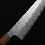 二唐刃物 牛刀 210mm <br>SG Strix粉末HSS鋼 鎚目大馬士革