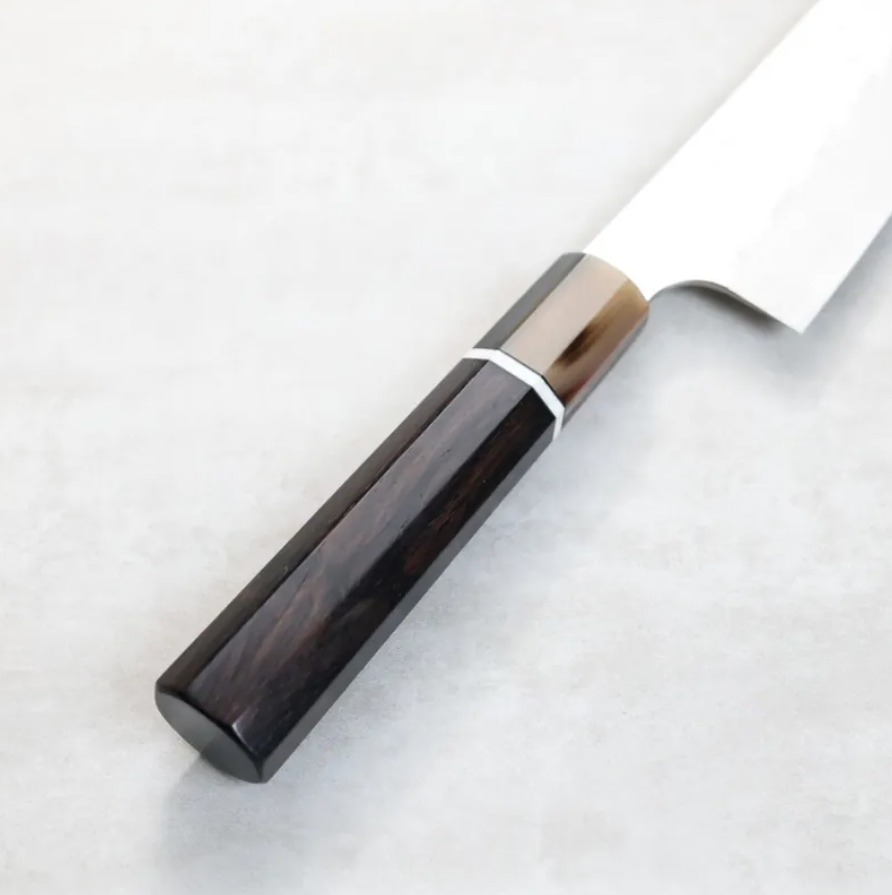 二唐刃物　磨き槌目 STRIX 牛刀　240 二唐刃物 磨き槌目 STRIX 牛刀 240