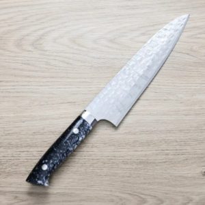 佐治武士 牛刀 210mm<br>VG10鋼 十字鎚目大馬士革<br>黑壓克力柄