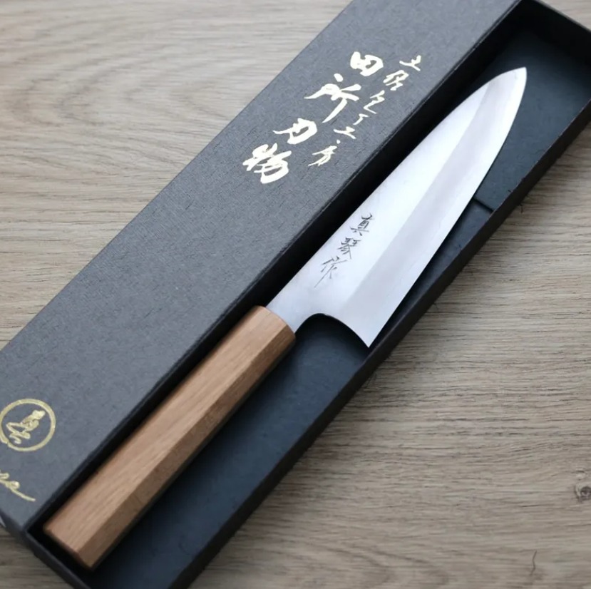 田所真琴 牛刀 180mm 銀三鋼