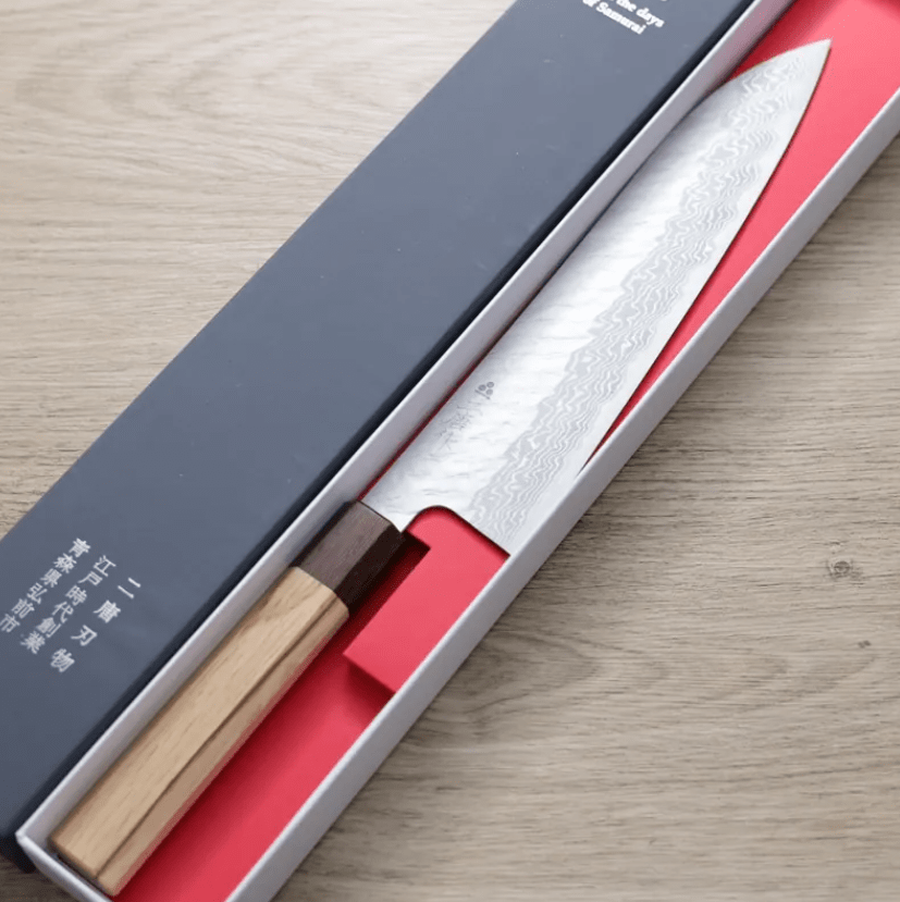 二唐刃物 牛刀 240mm<br>VG10鋼 磨鎚目