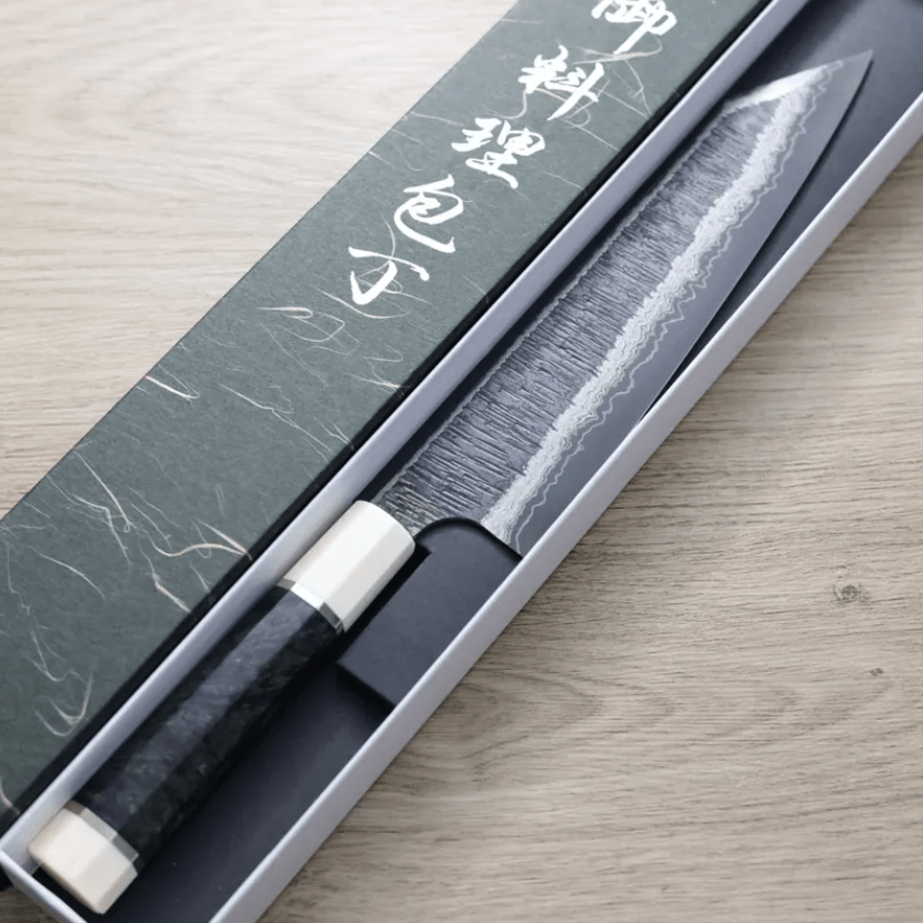 初心x二唐 切付牛刀 240mm<br>無芯鋼 黑打大馬士革