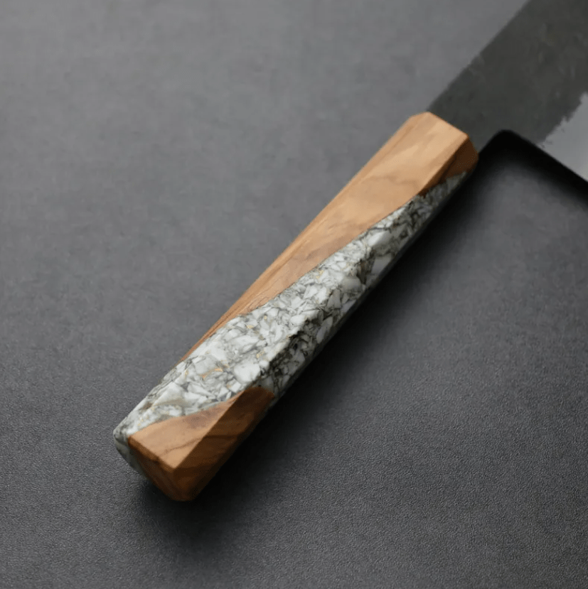 日野浦刃物 味方屋 三德 180mm 白紙鋼 黑打梨地 水牛口金 (3) 日野浦刃物 味方屋 三德 180mm<br>白紙鋼 黑打梨地 水牛口金