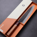 日野浦刃物 味方屋 牛刀 210mm<br>白紙鋼 黑打梨地