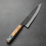 日野浦刃物 味方屋 牛刀 210mm 白紙鋼 黑打梨地 橄欖木 日野浦刃物 味方屋 牛刀 210mm<br>白紙鋼 黑打梨地 橄欖木白松石