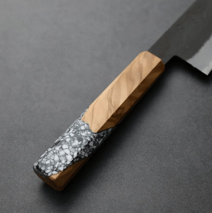 日野浦刃物 味方屋 牛刀 210mm 白紙鋼 黑打梨地 橄欖木 (3) 日野浦刃物 味方屋 牛刀 210mm<br>白紙鋼 黑打梨地 橄欖木白松石