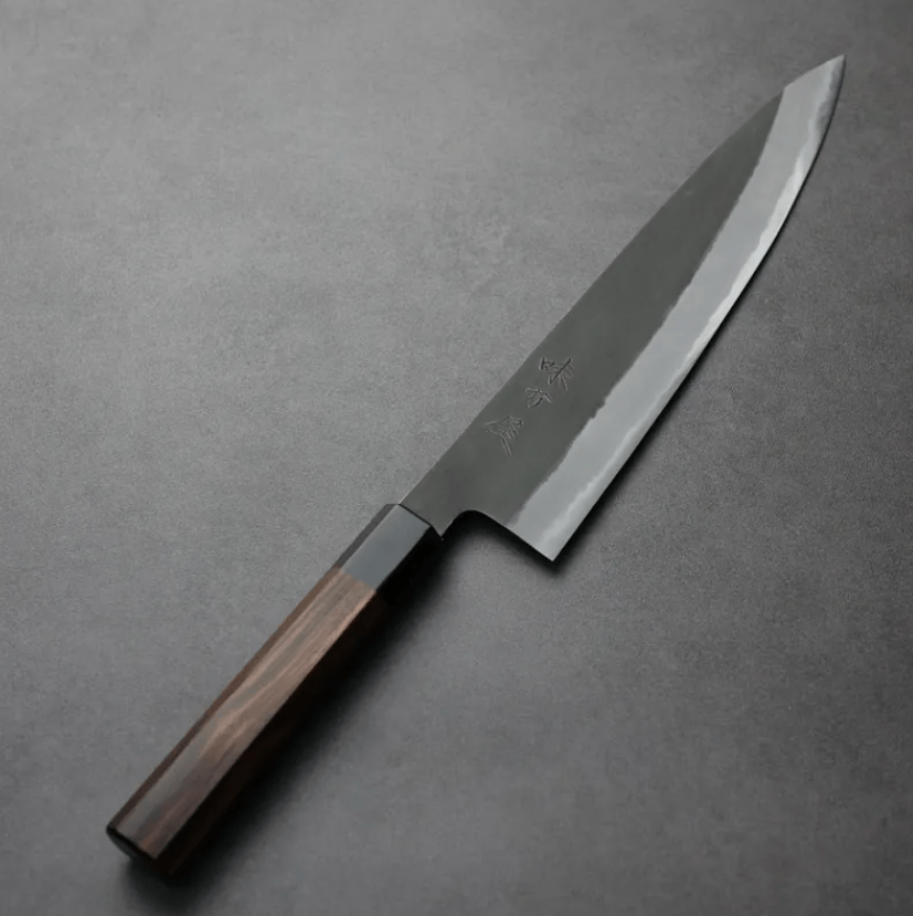 日野浦刃物 味方屋 牛刀 240mm<br>白紙鋼 黑打 黑檀八角柄