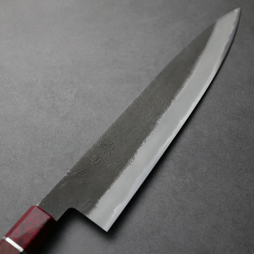 日野浦刃物 味方屋 牛刀 240mm<br>白紙鋼 黑打梨地