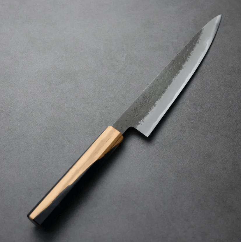 日野浦刃物 味方屋 筋引 210mm 白紙鋼 黑打梨地 橄欖木 日野浦刃物 味方屋 筋引 210mm<br>白紙鋼 黑打梨地 橄欖木松石八角柄