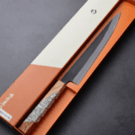 日野浦刃物 味方屋 筋引 240mm<br>白紙鋼 黑打梨地 橄欖木