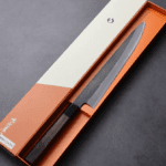 日野浦刃物 味方屋 筋引 240mm 白紙鋼 黑打梨地 黑檀八角柄 (2) 日野浦刃物 味方屋 筋引 240mm<br>白紙鋼 黑打梨地 黑檀八角柄