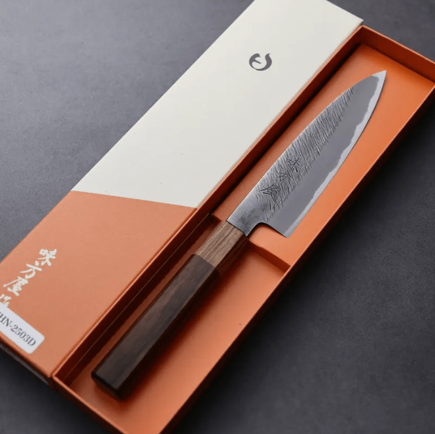 日野浦刃物 味方屋 蔬果刀<br>150mm 白紙鋼 松葉鎚目 玫瑰木八角柄