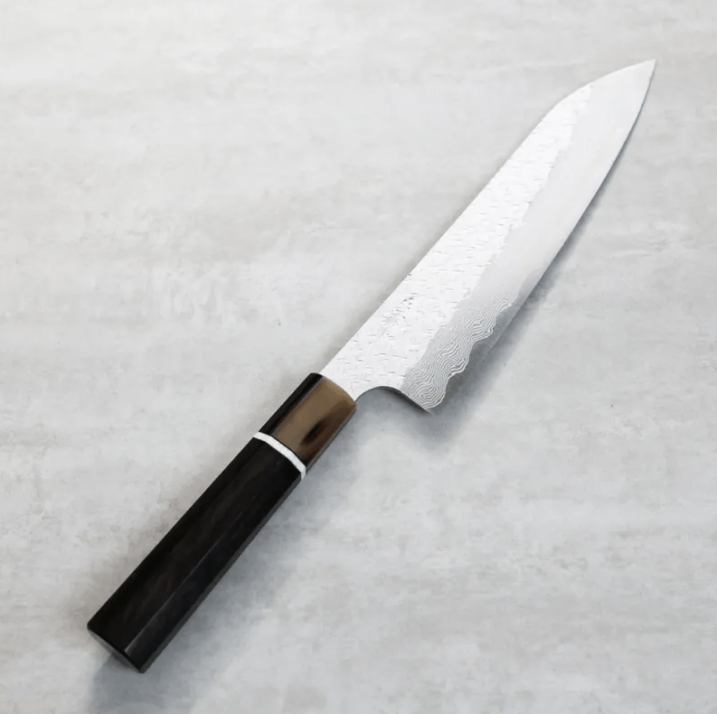 二唐刃物 牛刀 240mm SG Strix粉末HSS鋼 鎚目大馬士革 二唐刃物 牛刀 240mm <br>SG Strix粉末HSS鋼 鎚目大馬士革