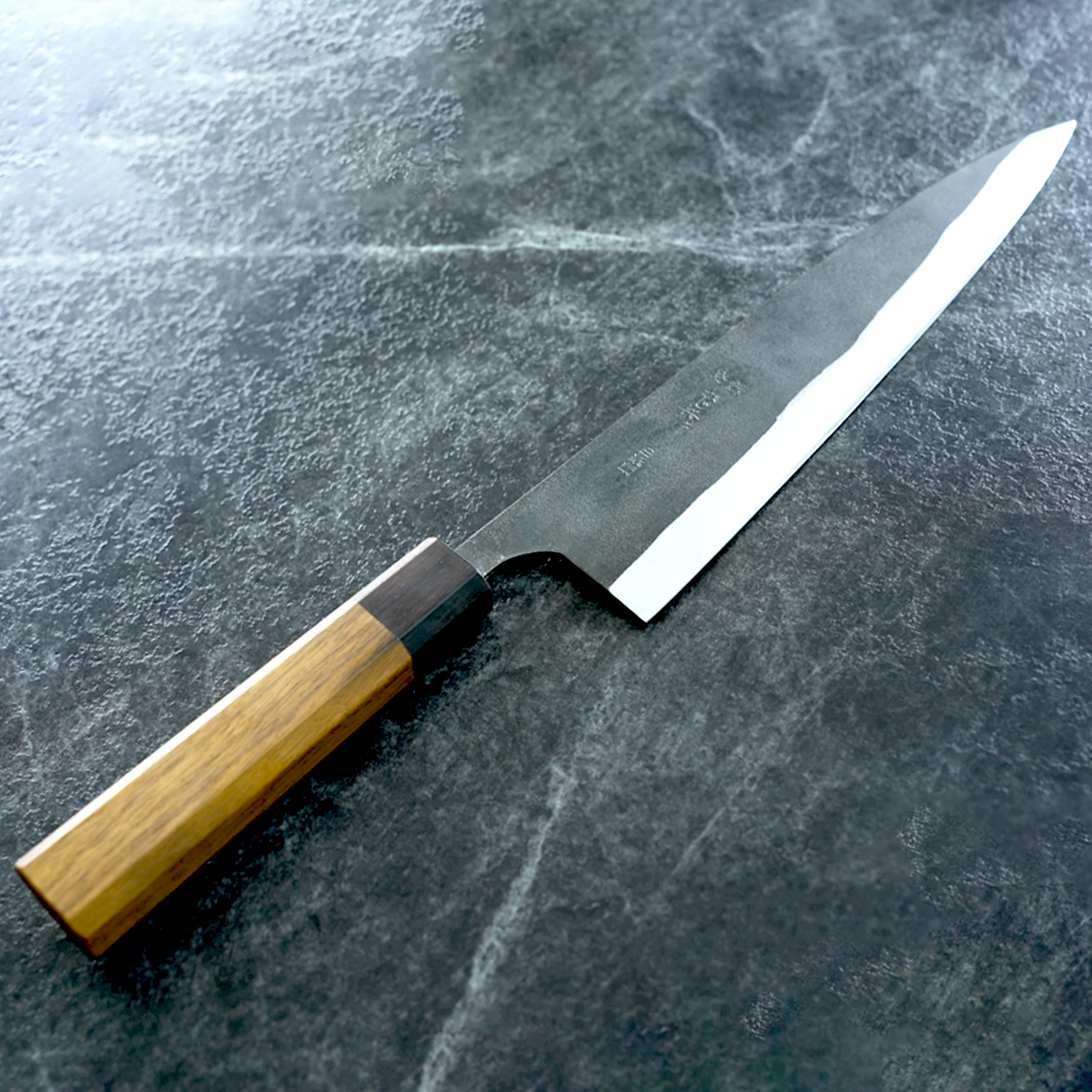 石川刃物 牛刀 240mm 白紙鋼 黑打