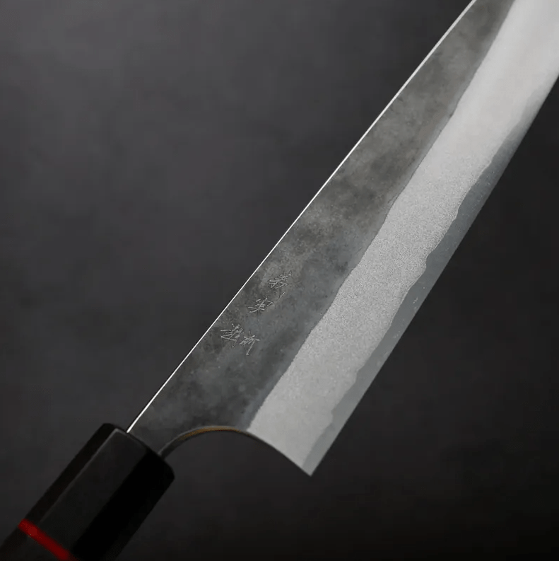 加藤義実 牛刀 210mm <br>青紙超級鋼 黑打梨地