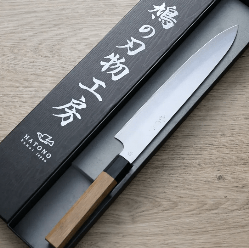 鳩野憲志朗 筋引 240mm<br>ZDP189鋼 鏡面