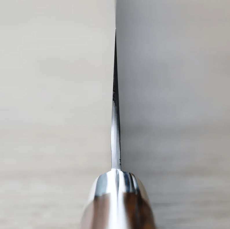 加藤義實 水波 切付牛刀 210mm<br>SG2粉末HSS鋼 沙漠鐵木