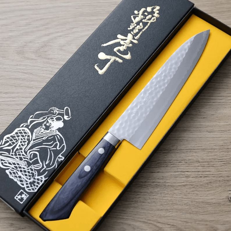 增谷訓生 牛刀 180mm VG10鋼<br>鎚目大馬士革 刻流藍柄