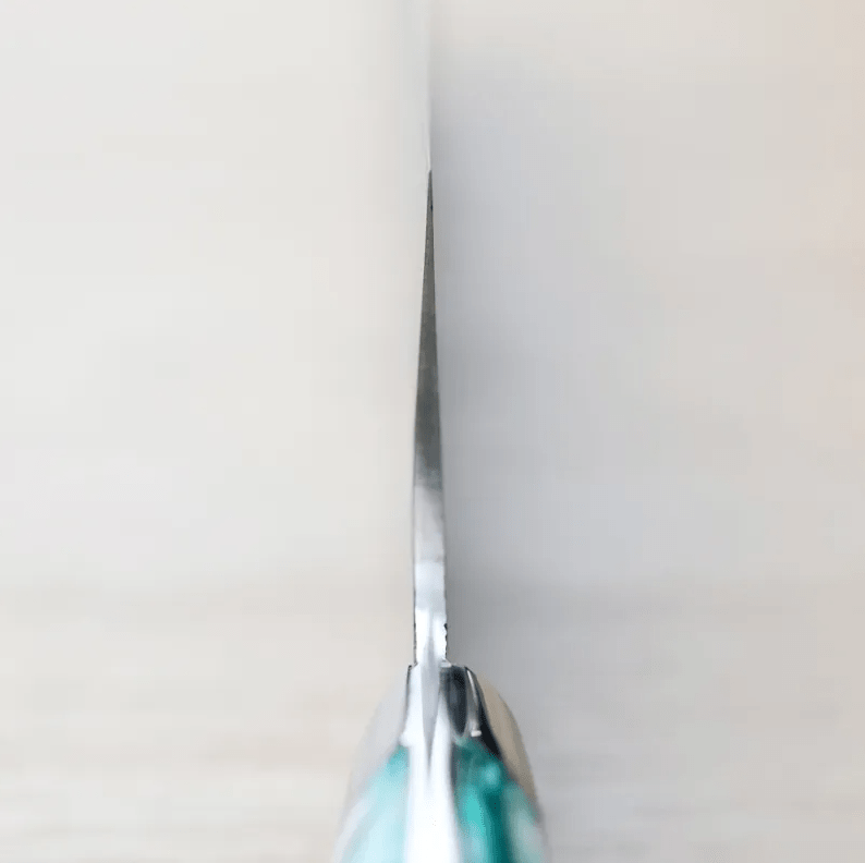 佐治武士 三德 180mm VG10鋼 <br>十字鎚目 黑染大馬士革 牛骨柄