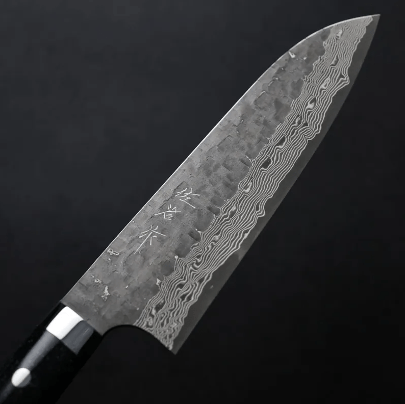 佐治武士 三德 180mm VG10鋼 <br>十字鎚目 黑染大馬士革 牛骨柄