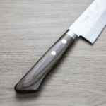 增谷訓生 牛刀 180mm VG10鋼<br>鎚目大馬士革 雪華 蘇格蘭柄