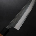 加藤義実 牛刀 210mm 青紙超級鋼 黑打梨地 (5) 加藤義実 牛刀 210mm <br>青紙超級鋼 黑打梨地