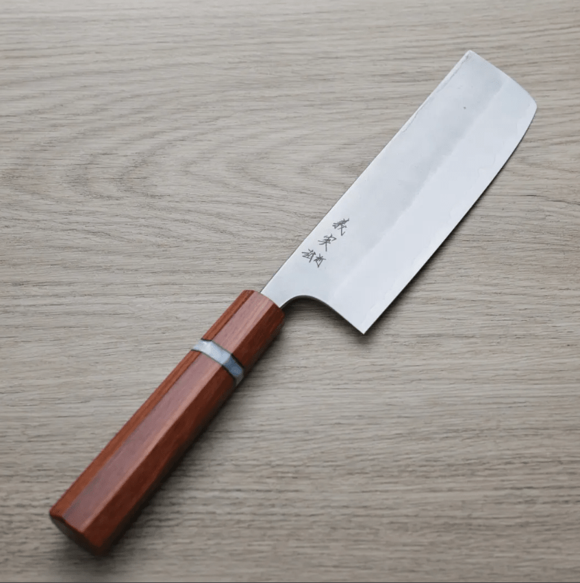 加藤義實 菜切 170mm 銀三鋼 鍛造梨地 鐵木豆柄 加藤義實 菜切 170mm <br>銀三鋼 鍛造/梨地 鐵木豆柄