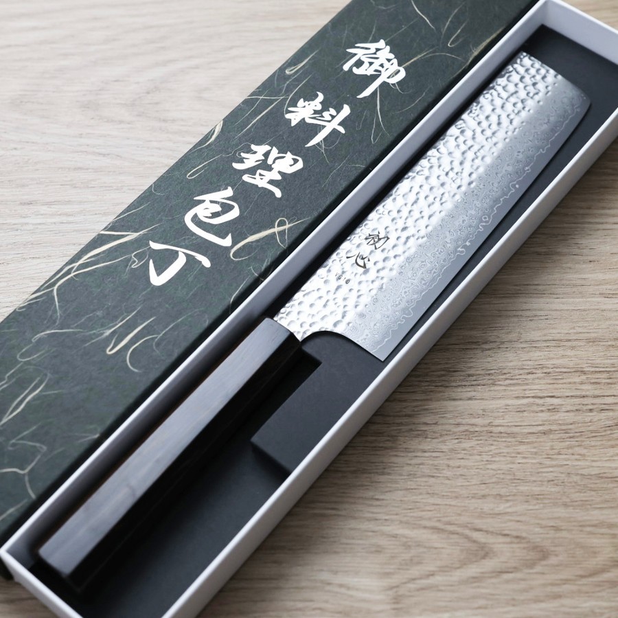 hatukokoro-n170-vg10tk-2-1 初心 鷹 菜切 170mm VG10鋼 鎚目 大馬士革