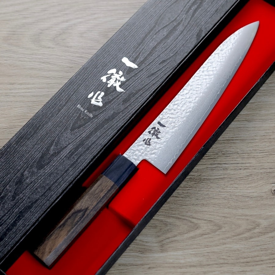 ittetsu-iwz-104-2-1 一徹 牛刀 210mm VG10鋼<br>33層鎚目大馬士革
