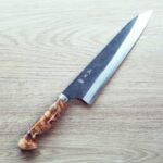 加藤義實 牛刀 240mm 青紙超級鋼<br>黑打大馬士革