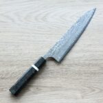 katoyoshimi-gyuto-vg10dw-1 加藤義実 牛刀 210mm VG10 黑染鎳大馬士革 穩定樺木柄
