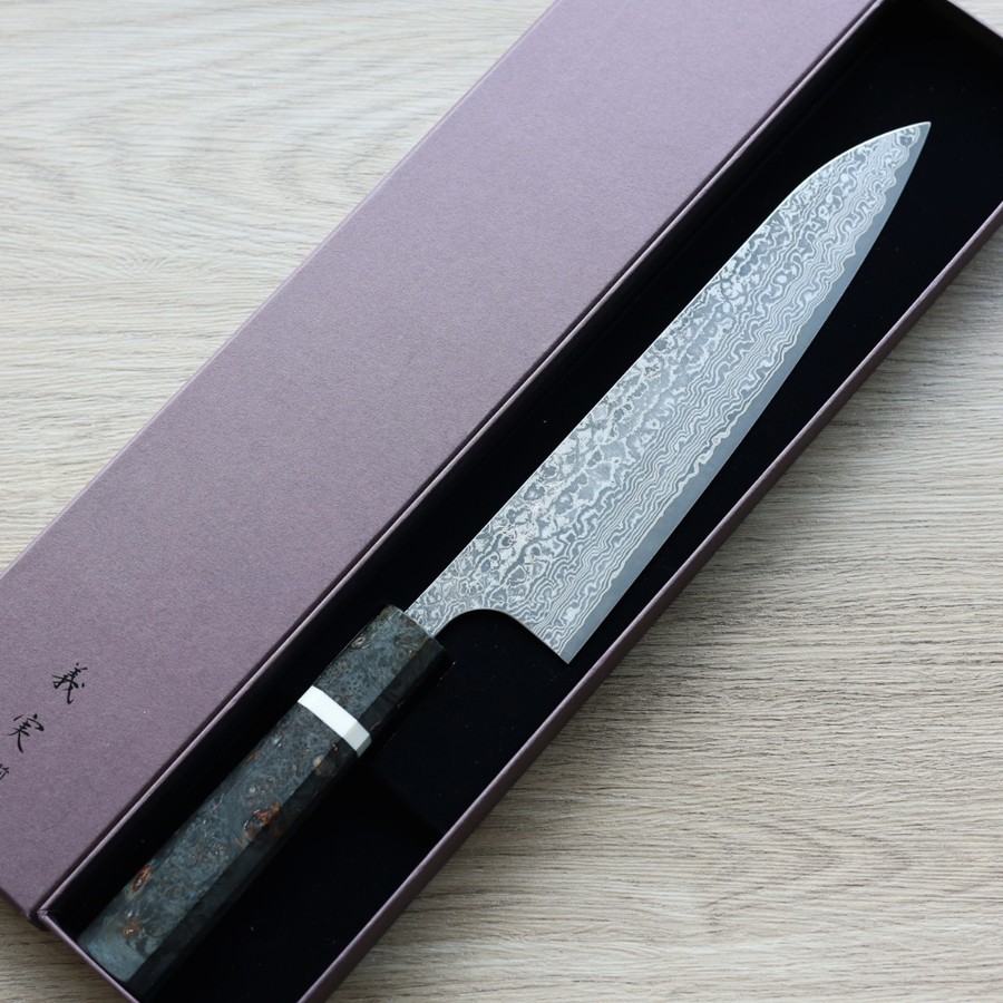 katoyoshimi-gyuto-vg10dw-2-1 加藤義実 牛刀 210mm VG10 黑染鎳大馬士革 穩定樺木柄